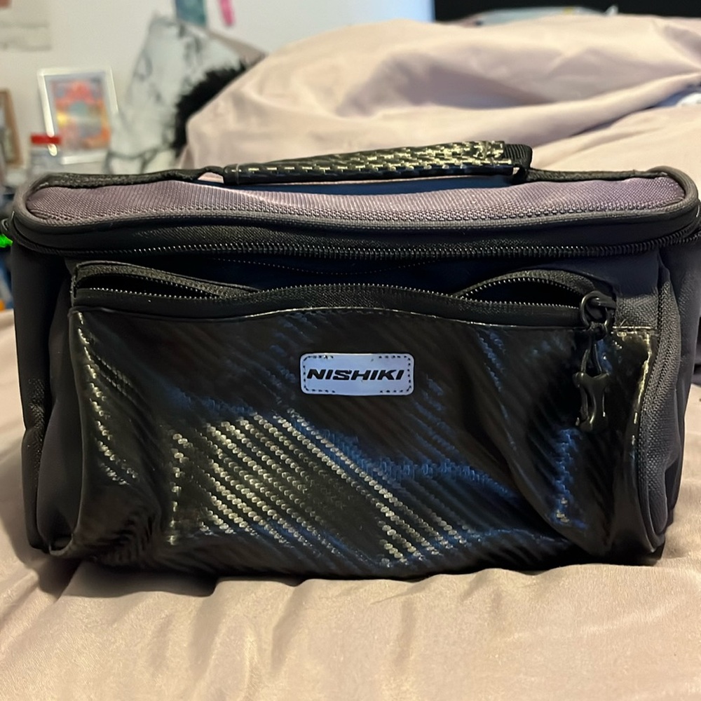 Nishiki men’s shaving or traveling case had two zipper pockets & Velcro straps